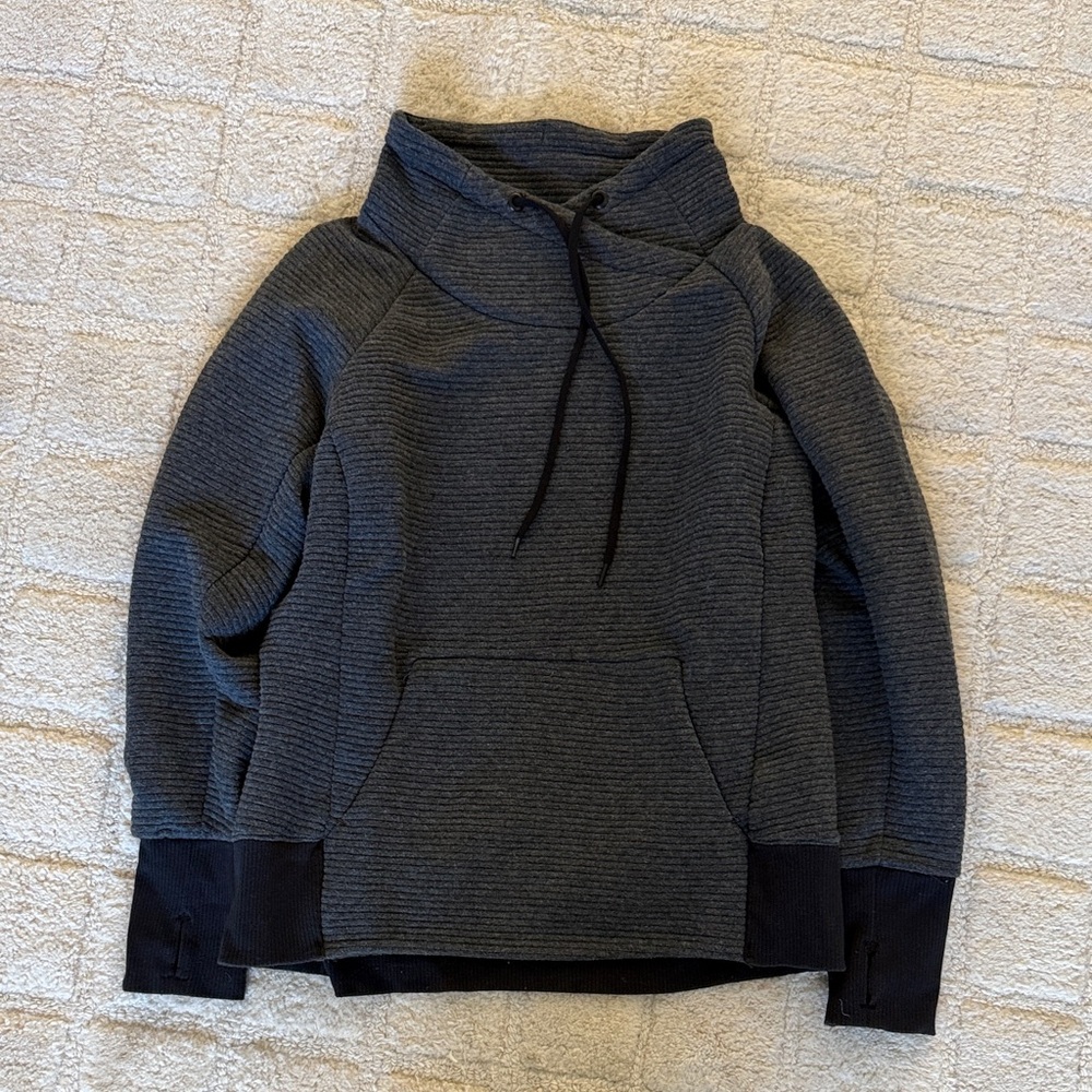 Le Verde Women's Dark Gray Cowl Neck Sweater